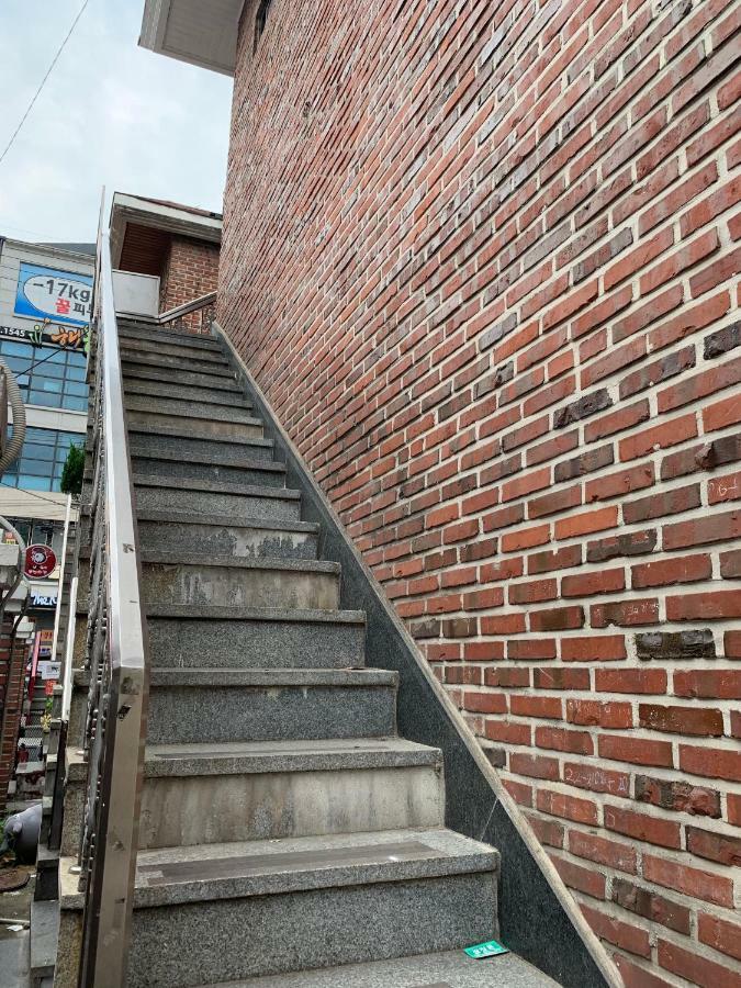 Bomulzip Hongdae Guesthouse Seoul Exteriör bild